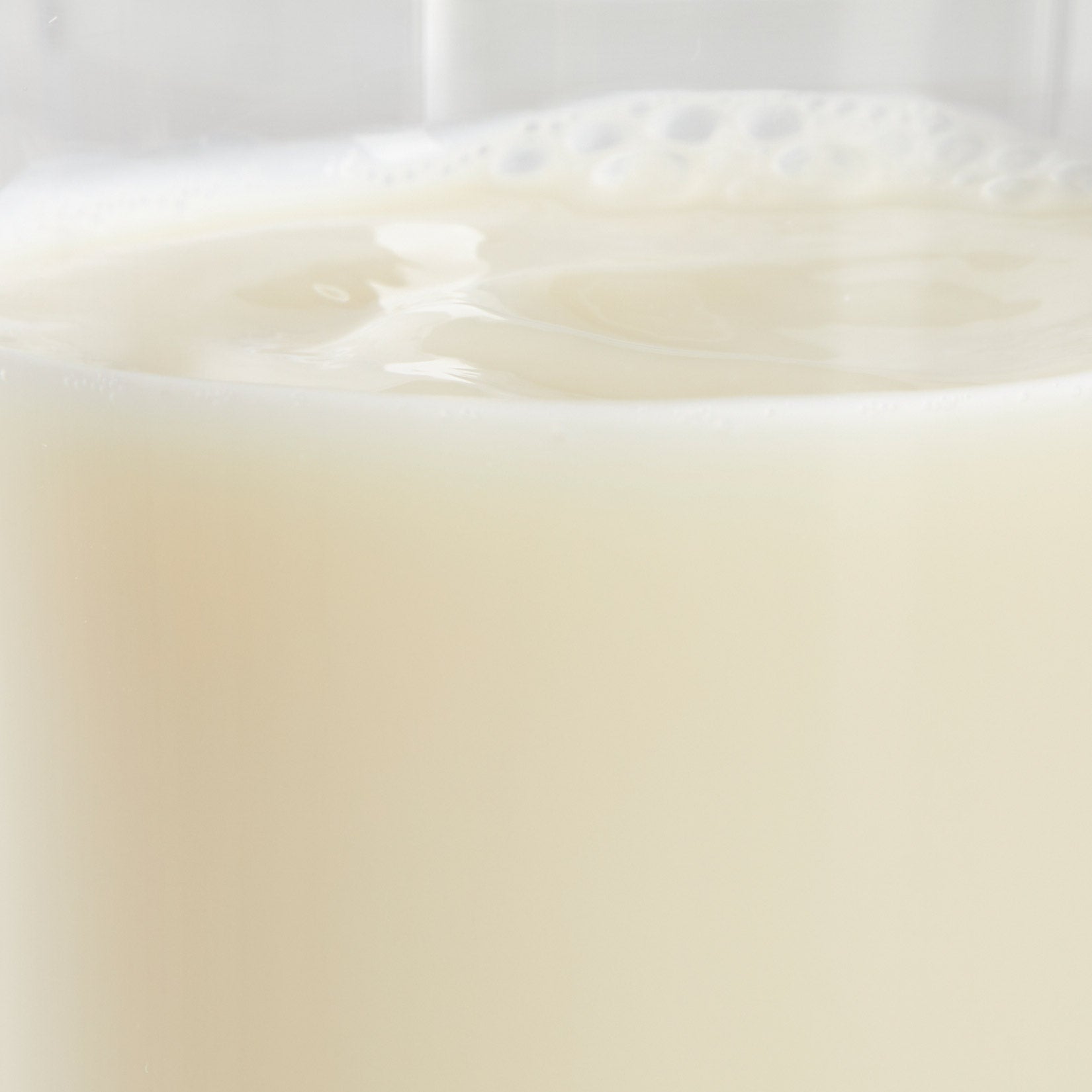 Kirkland Signature, Organic Almond Beverage, Vanilla, 32 fl oz, 6-Count