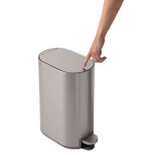 Stainless steel step trash can with foot pedal and hand lifting lid