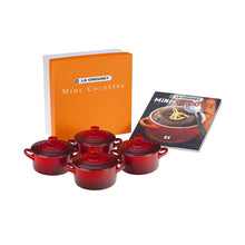 Le Creuset mini cocotte set: 4 lidded mini cocottes, red, with recipe cookbook