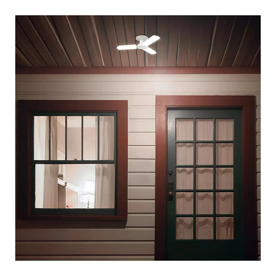 Feit Electric High Lumen Multi-Directional 3-Panel LED Light