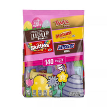Bulk bag of Easter candy with M&M’s, Snickers, Twix, Starburst and Skittles minis (140 pcs)
