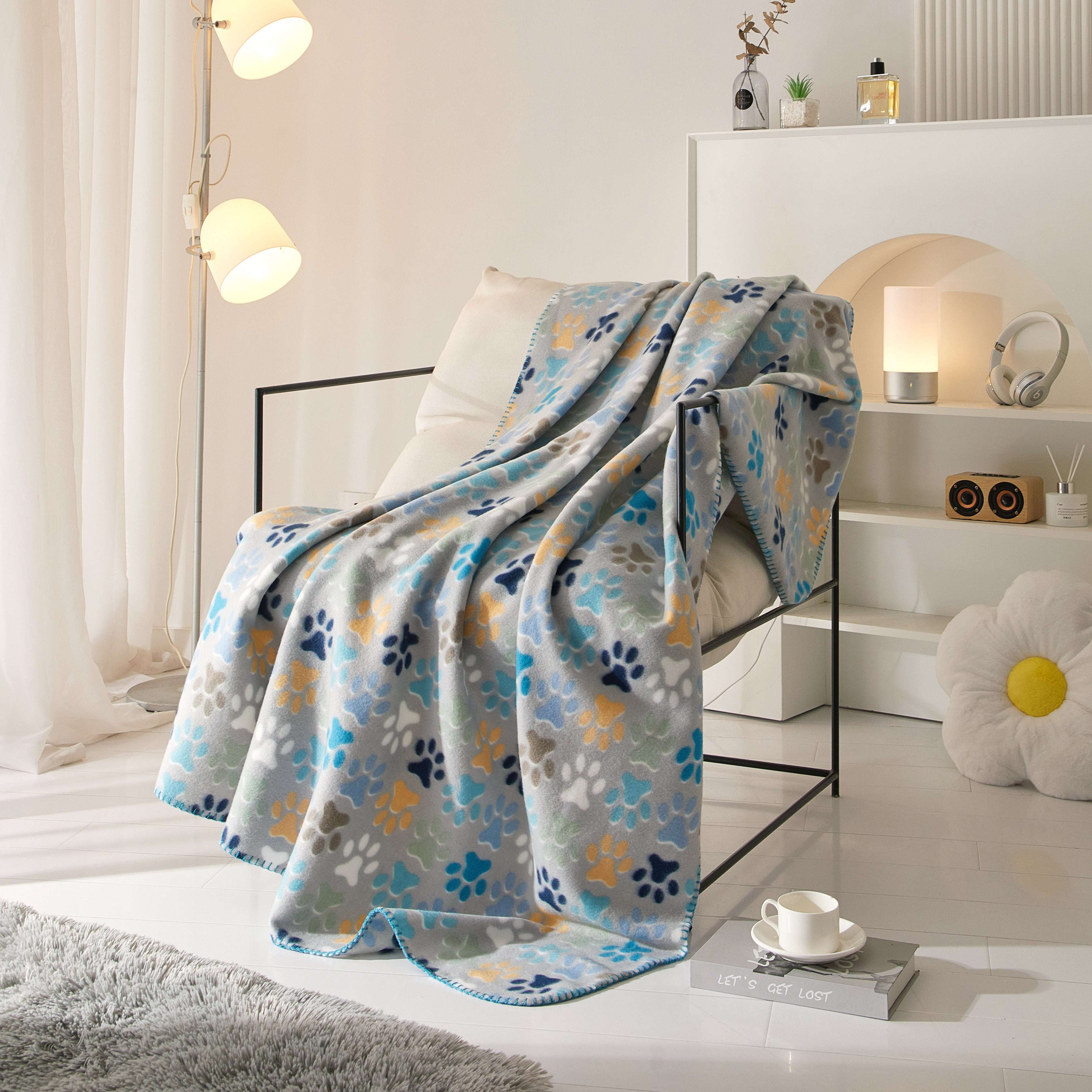Mainstays Cozy Aztec Print Fleece Throw Blanket 50"x 60", All Ages