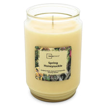 Glass jar candle, 1 wick, pale yellow wax, label centered on jar
