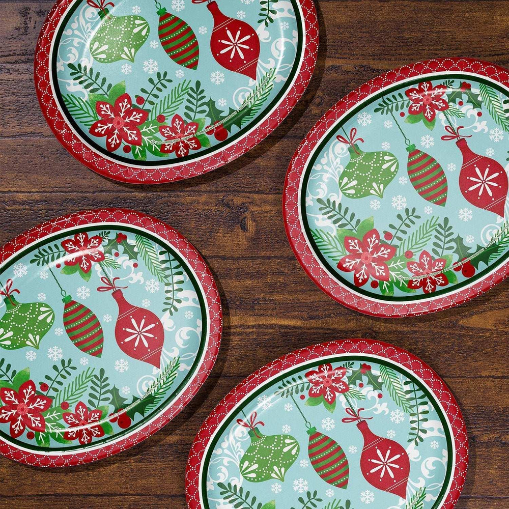Member's Mark Holiday Oval Paper Plates, 10" x 12", 50 ct. - USA MEGA SHOP