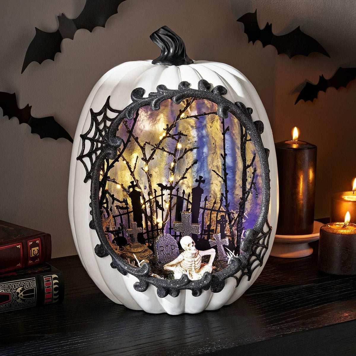 Member's Mark 13.75" Pre-Lit Pumpkin Scene - USA MEGA SHOP