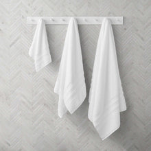 Arctic White bath sheet set, three hanging bath towels with stitched hems