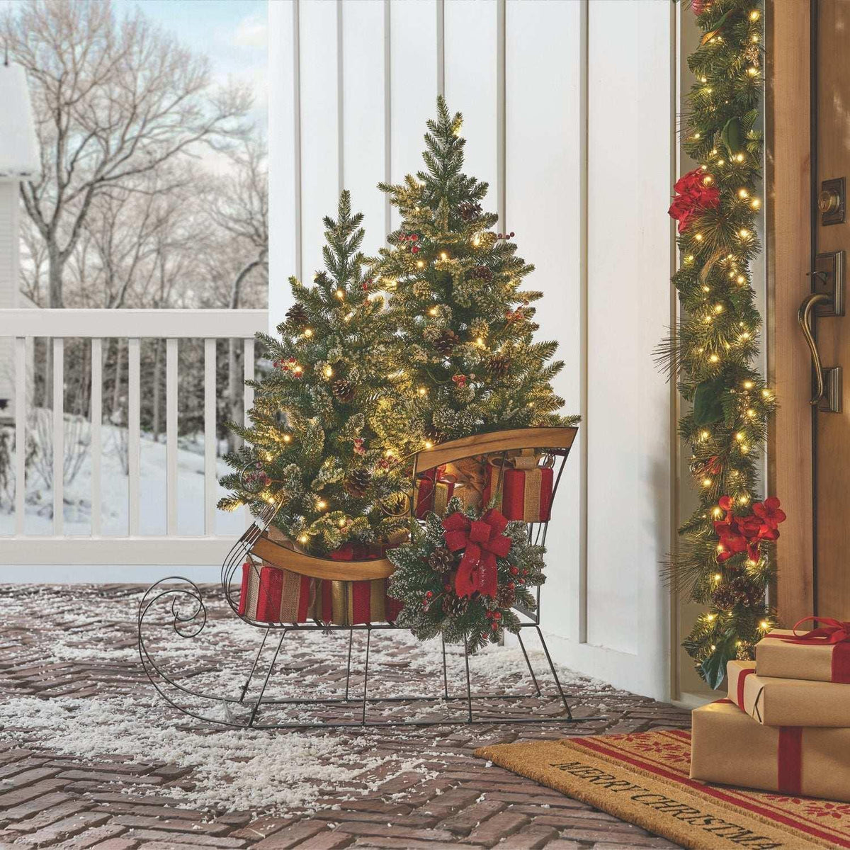 Member's Mark Decorative Sleigh with Pre-Lit Topiaries
