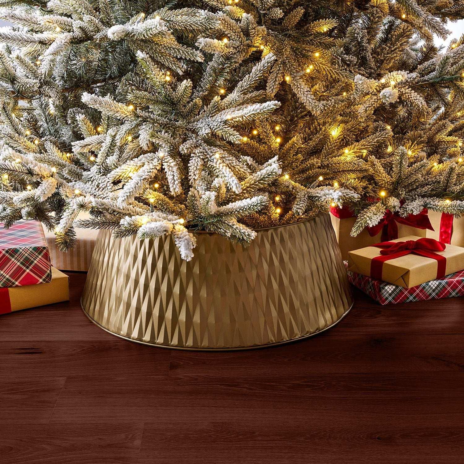 Member's Mark Textured Antique Metal Gold Tree Collar - USA MEGA SHOP