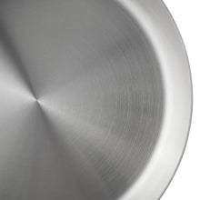 Stainless steel pan interior with brushed grain finish