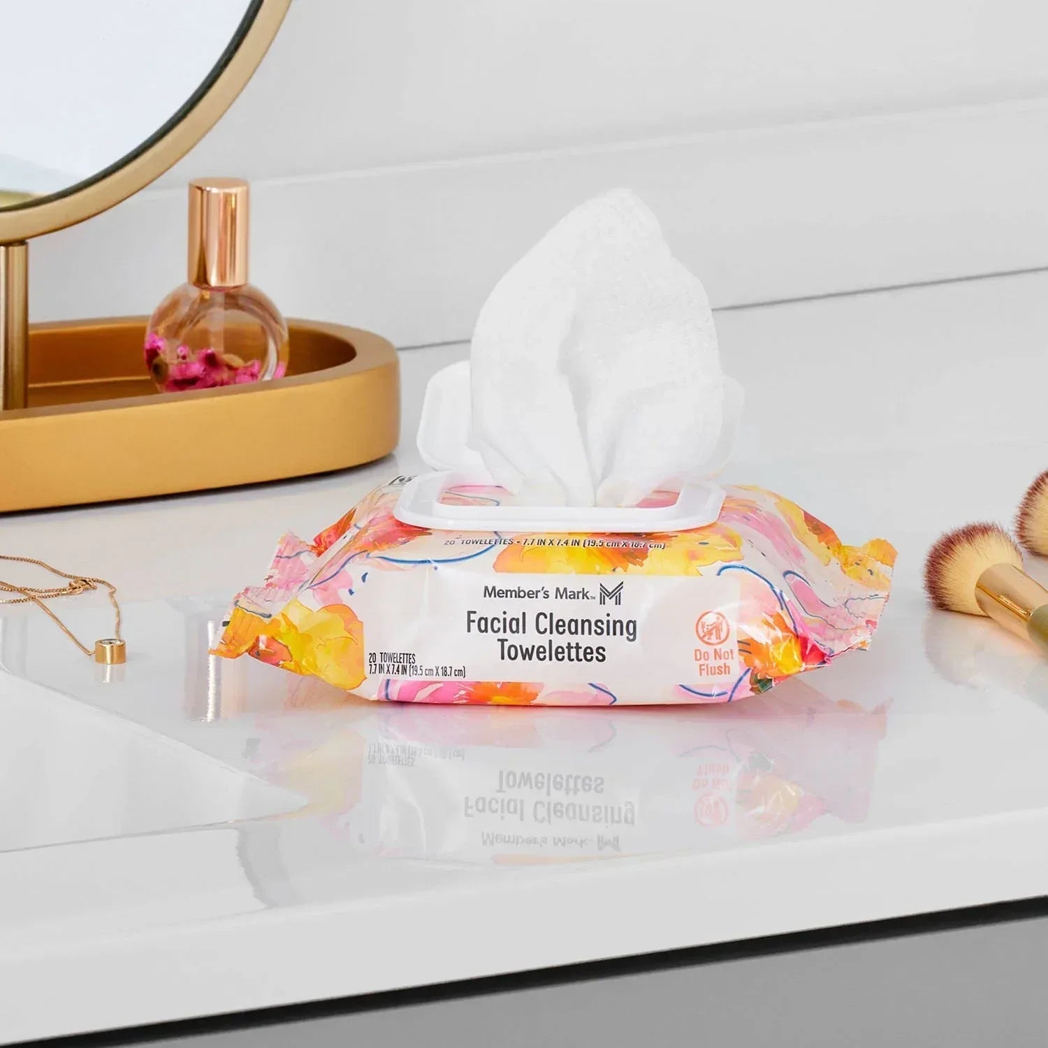 Member's Mark Facial Cleansing Towelettes, 20 ct., 8 pk.