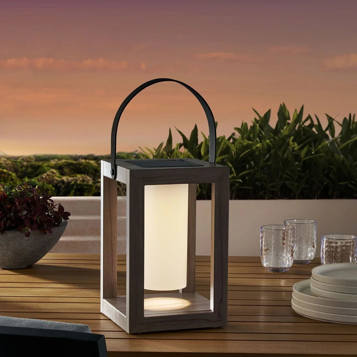 Member's Mark Porte LED Solar Table/Floor Lantern - USA MEGA SHOP