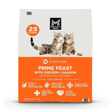 Dry cat food bag with chicken and salmon, 25 lb, illustrated cats and brand logo.