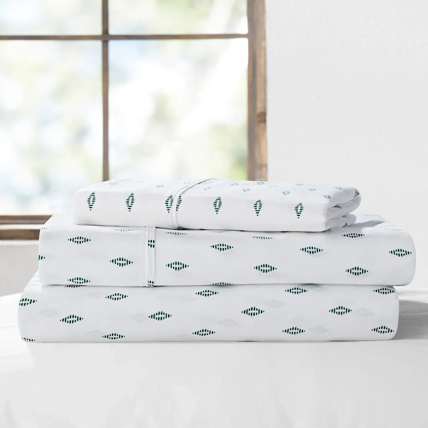 Member's Mark 300-Thread-Count 100% Organic Cotton Printed Sheet Set, Assorted Sizes