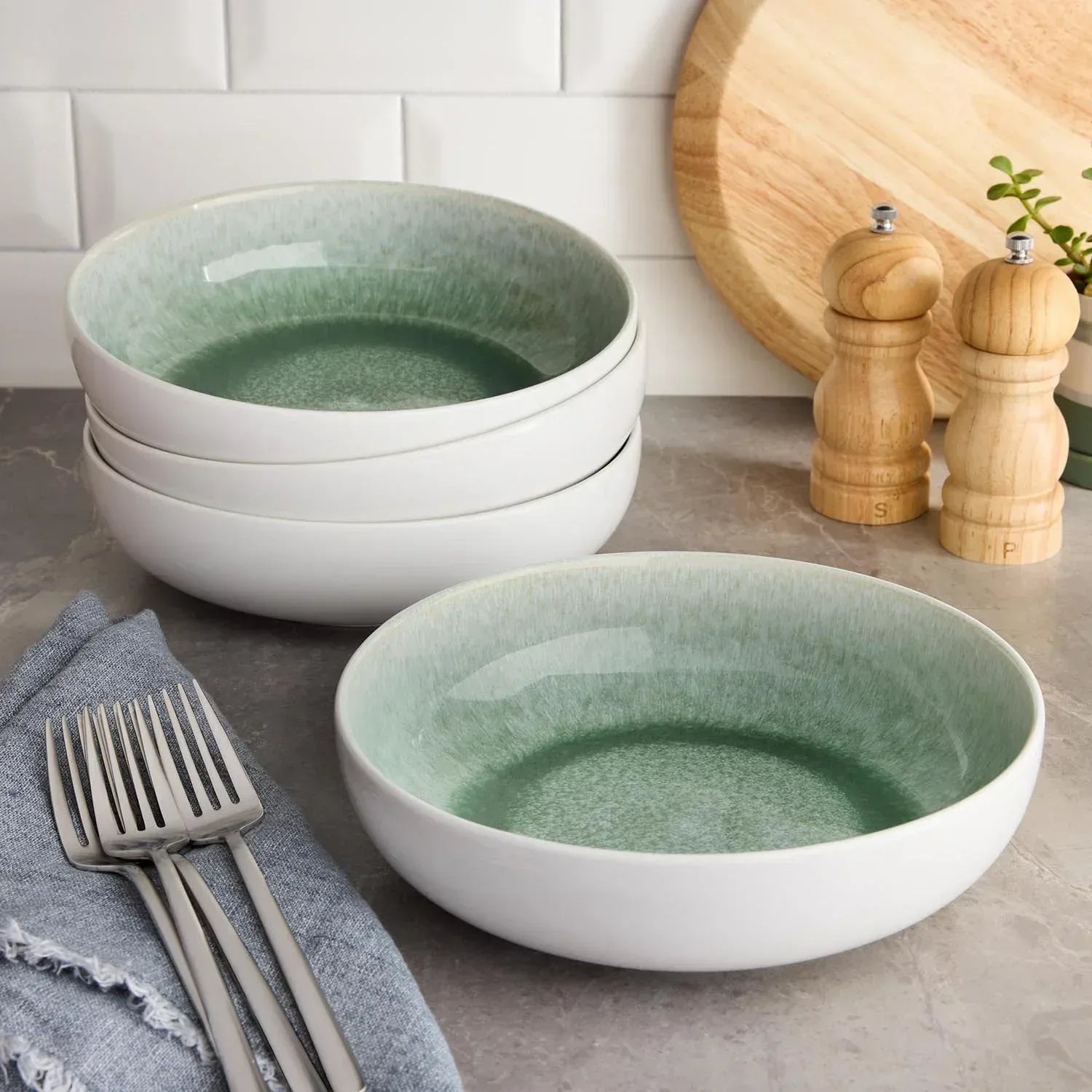 Member's Mark 4-Piece Stoneware Reactive Pasta Bowl Set
