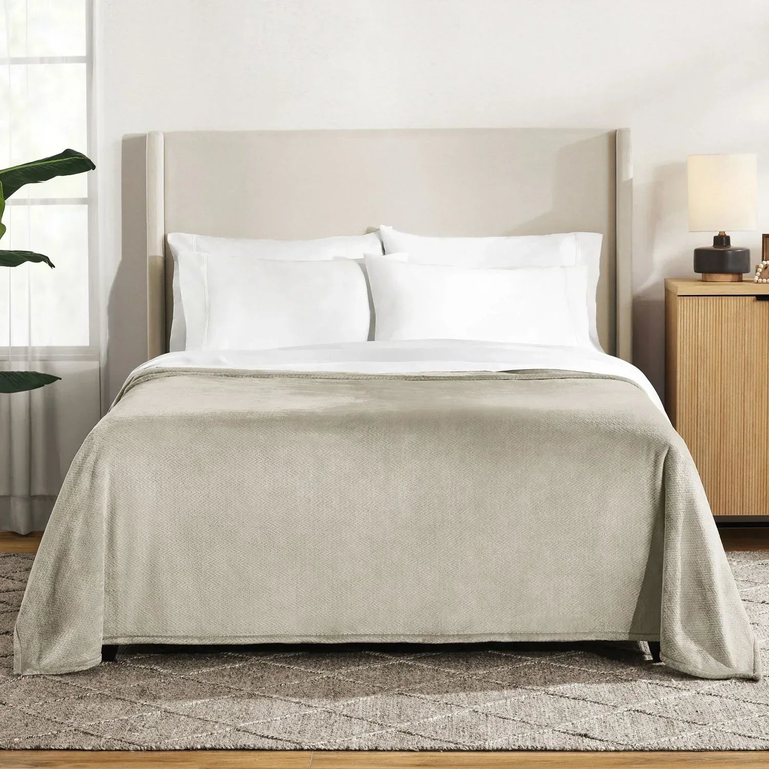 Member's Mark Herringbone Velvet Plush Blanket
