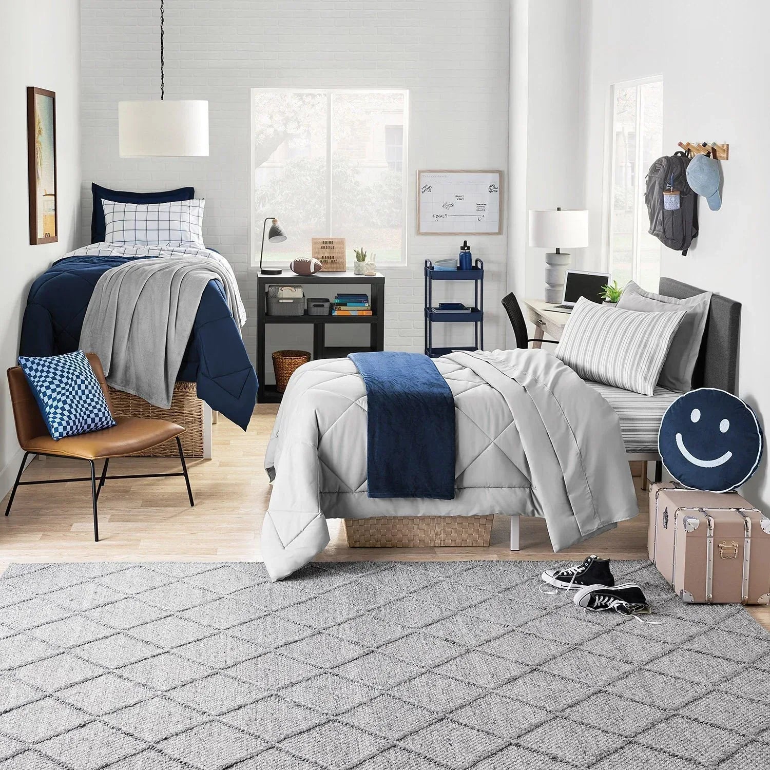 Member's Mark Oversized Plush Blanket, 78" x 92"