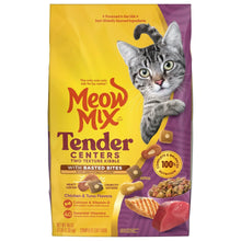 Dry cat food bag, Tender Centers with chicken and tuna flavors