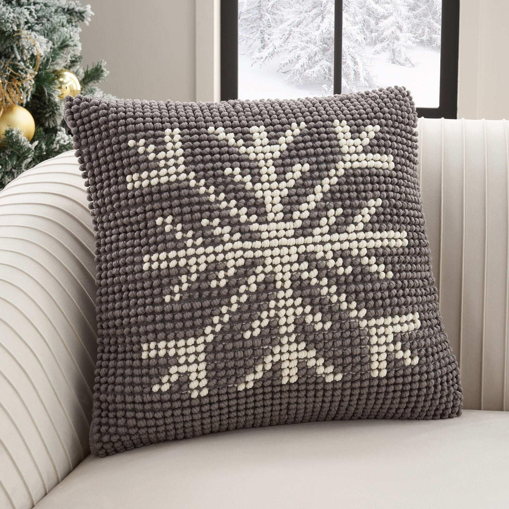 Mina Victory Loop Holiday Pillow, 22‚Äù x 22" - USA MEGA SHOP