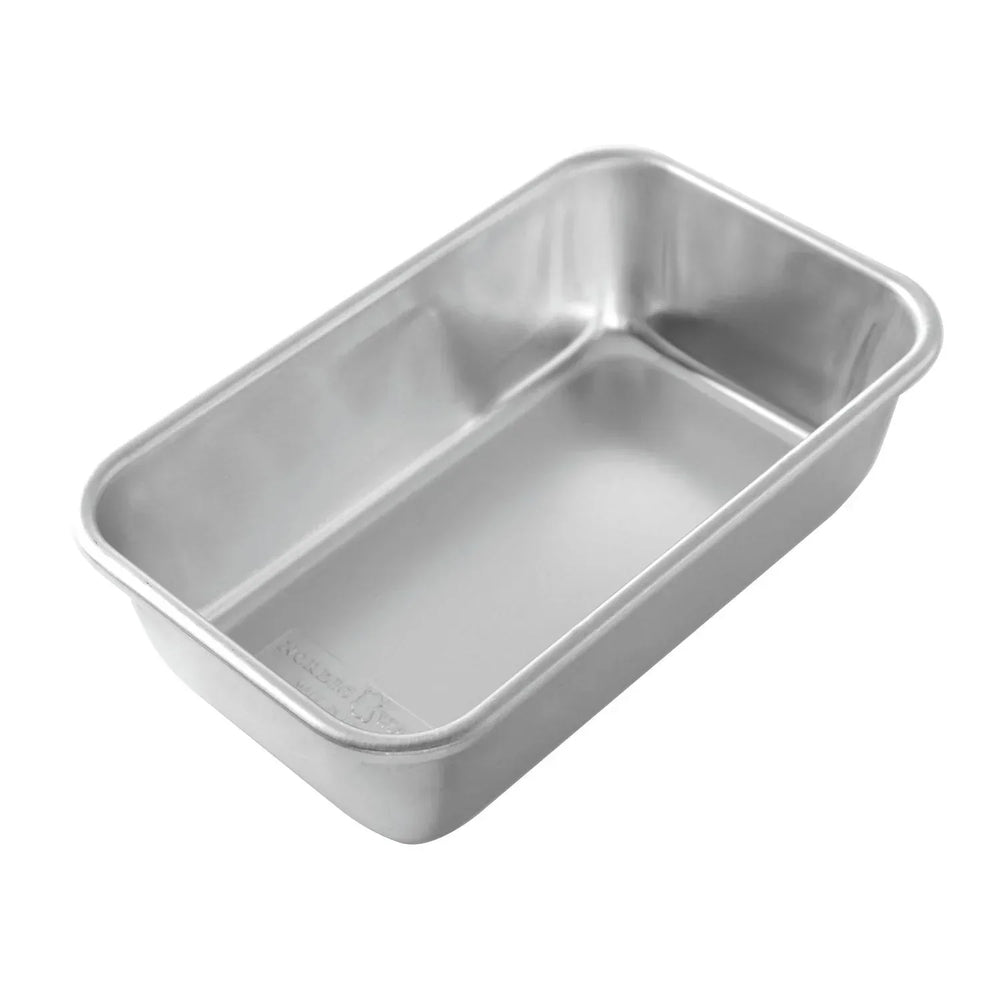 Nordic Ware Naturals Set: 9" x 13" Cake Pan with Lid, 9" Round Cake Pan, 1.5 lb. Loaf Pan - USA MEGA SHOP