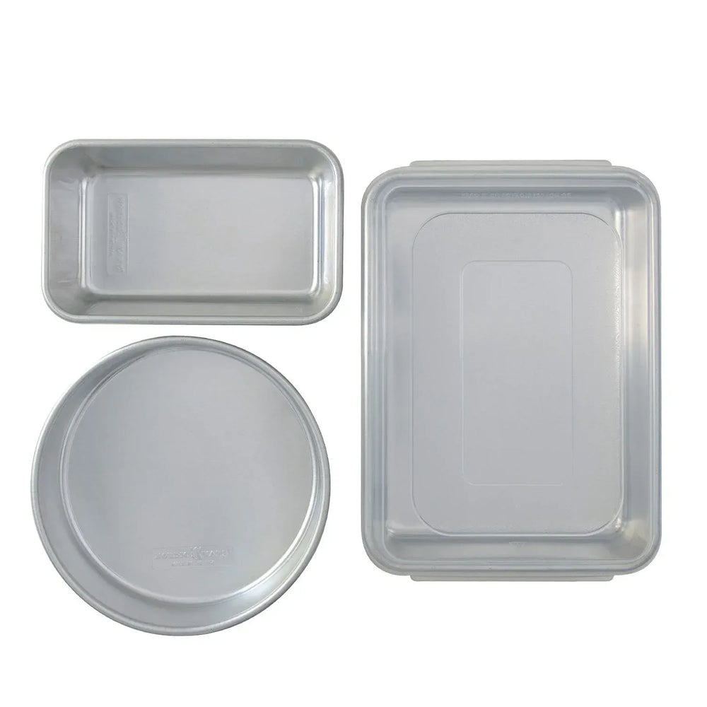 Nordic Ware Naturals Set: 9" x 13" Cake Pan with Lid, 9" Round Cake Pan, 1.5 lb. Loaf Pan - USA MEGA SHOP