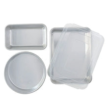 Set of cake pans with clear lids: rectangular and round, natural metal finish