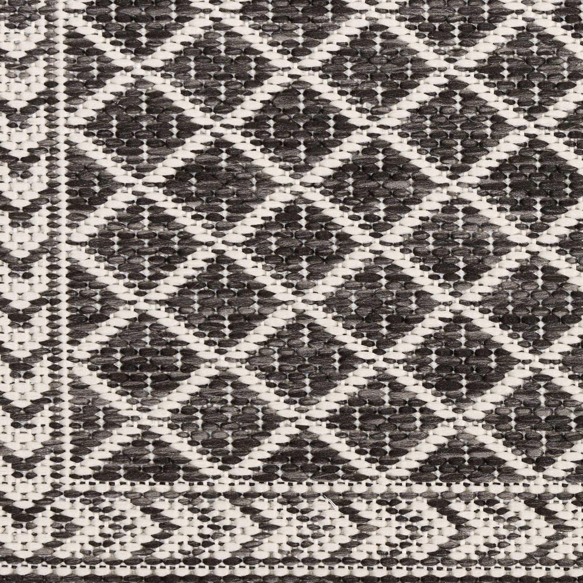 Nourison Garden Spring Indoor/Outdoor Rug Collection, Meadow Black - USA MEGA SHOP