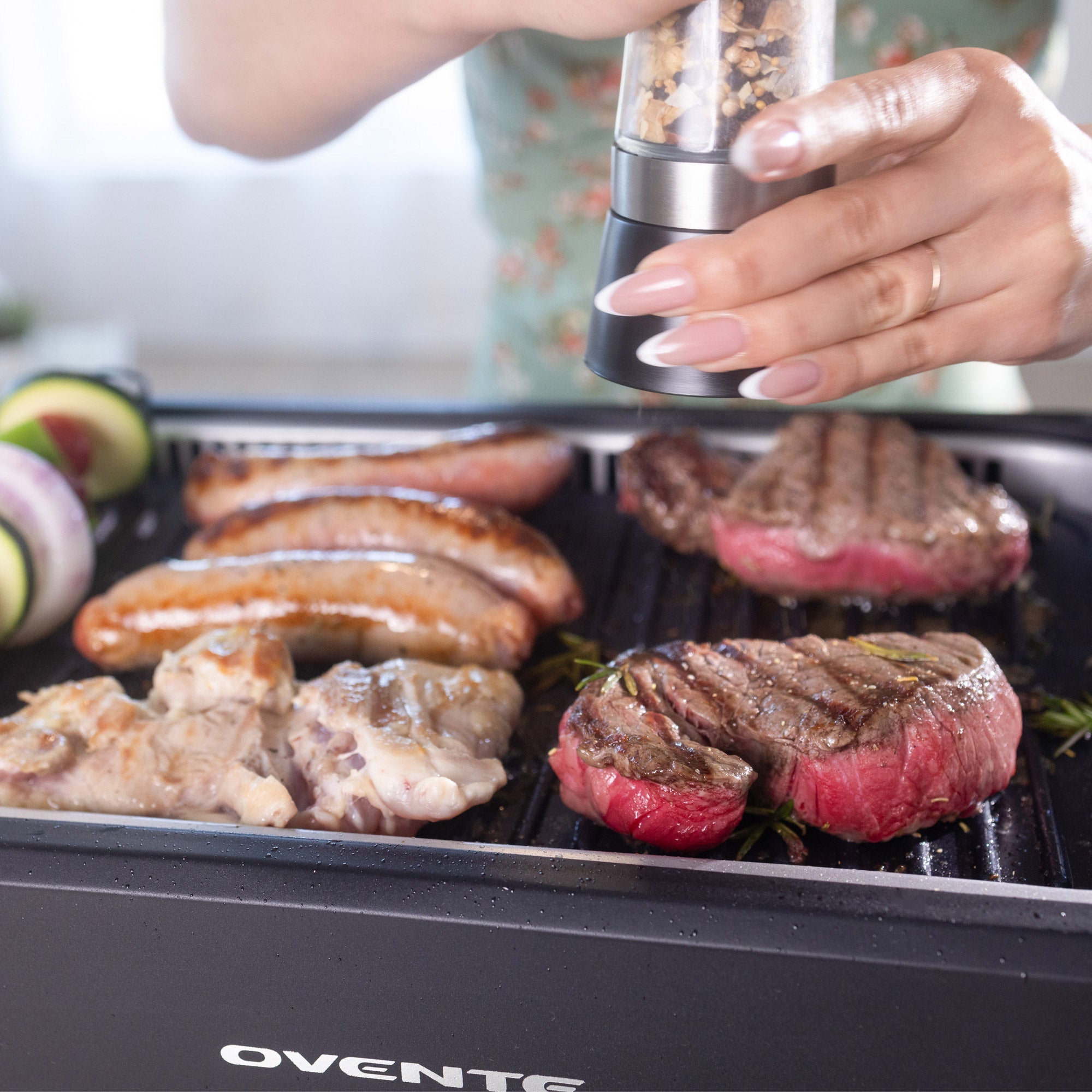 Ovente Smokeless Griddle & Grill System