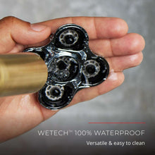 Electric shaver cutting head with four exposed circular blades