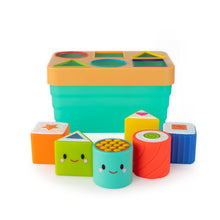 Colorful plastic sushi sorter toy with lid and six shape pieces