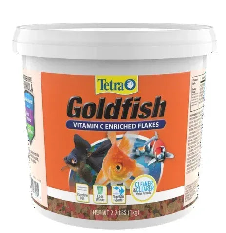 Tetra tetrafin vitamin c-enriched goldfish food flakes