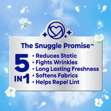 The Snuggle Promise sign with five benefits for dryer sheets.