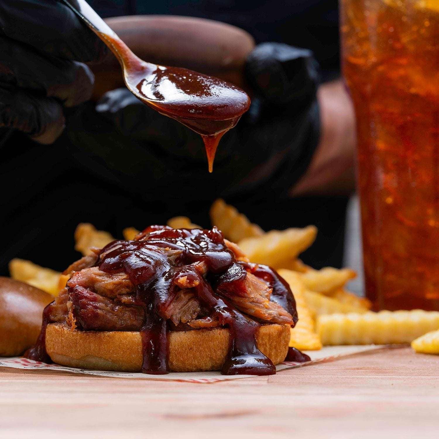 Sonny’s BBQ Sweet BBQ Sauce, 84 oz