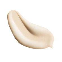 Pale cream-gel face serum swatch in a smooth swipe