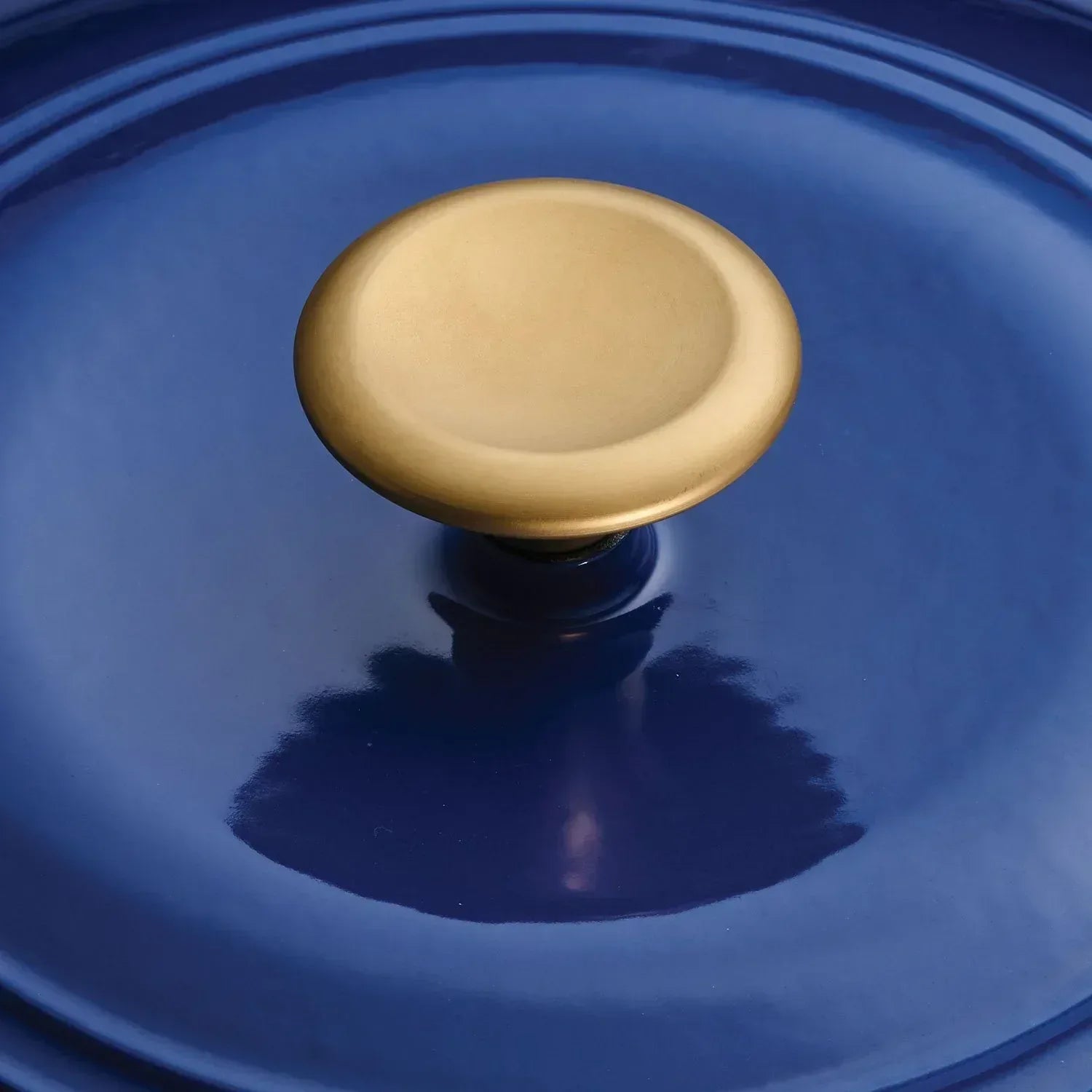 Tramontina Enameled Cast Iron 7-Quart Covered round Dutch Oven (Assorted Colors)