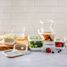 Trudeau glass airtight food containers set with clear lids, square and rectangular pieces