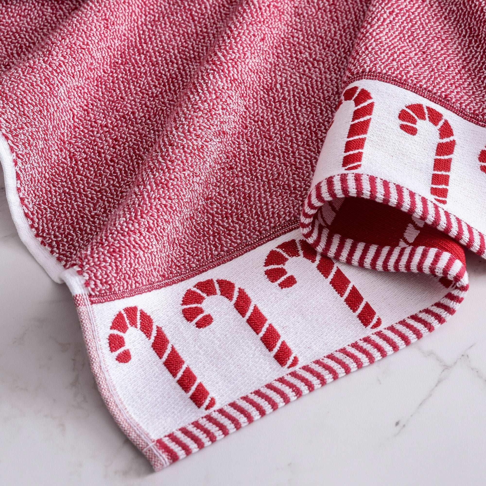 WelHome Holiday Bath Towels, 2-pack