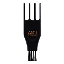Wen brush dryer styling tool attachment with raised prongs and curved base