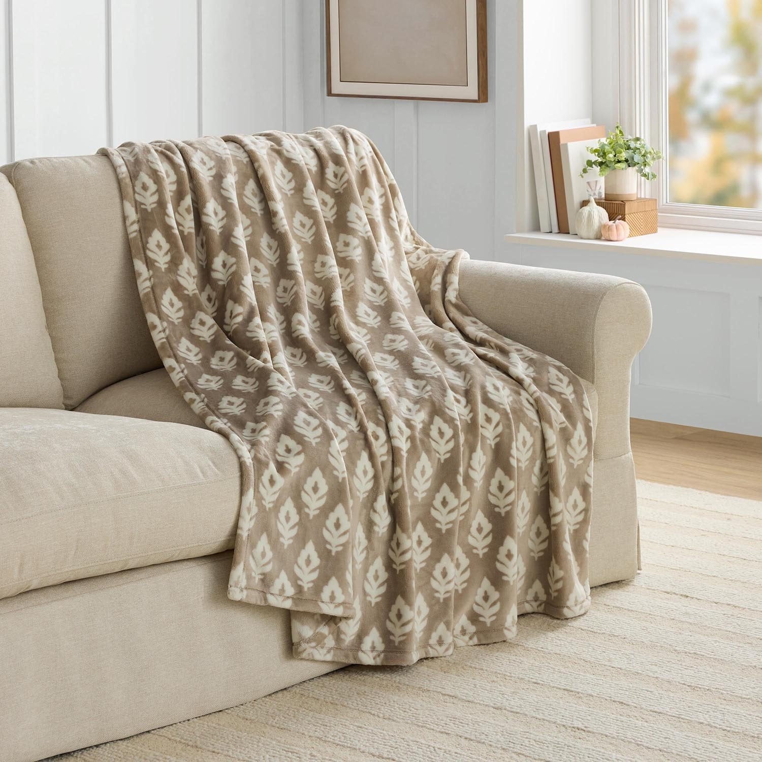 Member's Mark Fall Lounge Throw, 60"x70"