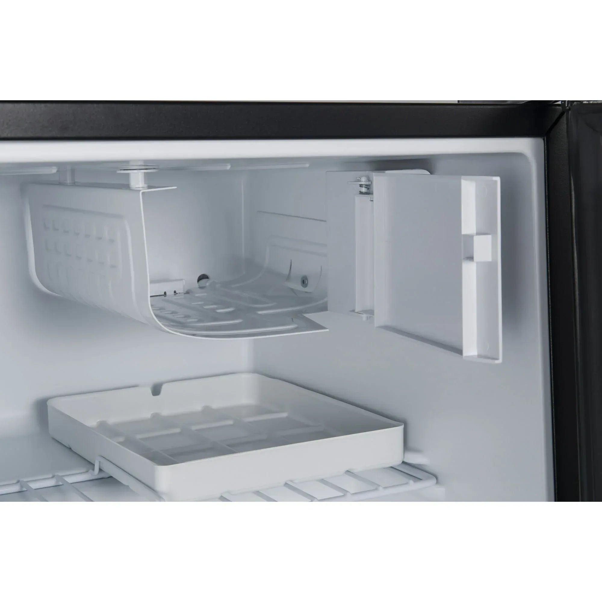 Galanz 1.7 Cu ft One-Door Mini Refrigerator, Black, New