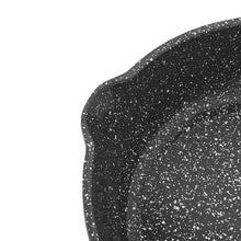 Charcoal speckle cast aluminum fry pan rim with wooden handle