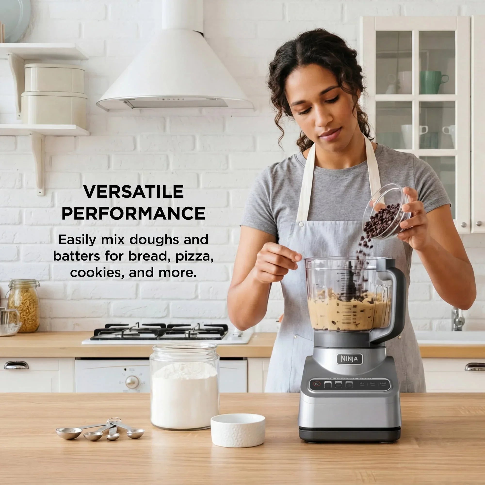 Ninja Professional 9 Cup Food Processor, 850 Watts, Auto-iQ 3 Presets, Chop, Dough, Slice, Shred, BN600 Silver