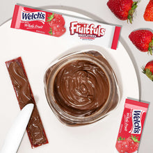 Welch's Fruitfuls strawberry fruit strips with chocolate dipping sauce