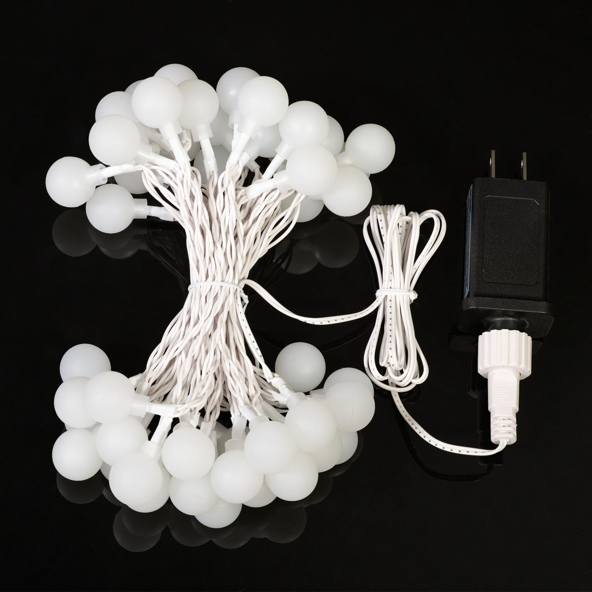 Mainstays Indoor 50-Count LED Globe Lights, with Frosted White G20 Globes, AC-Adaptor, 4.5 Volts