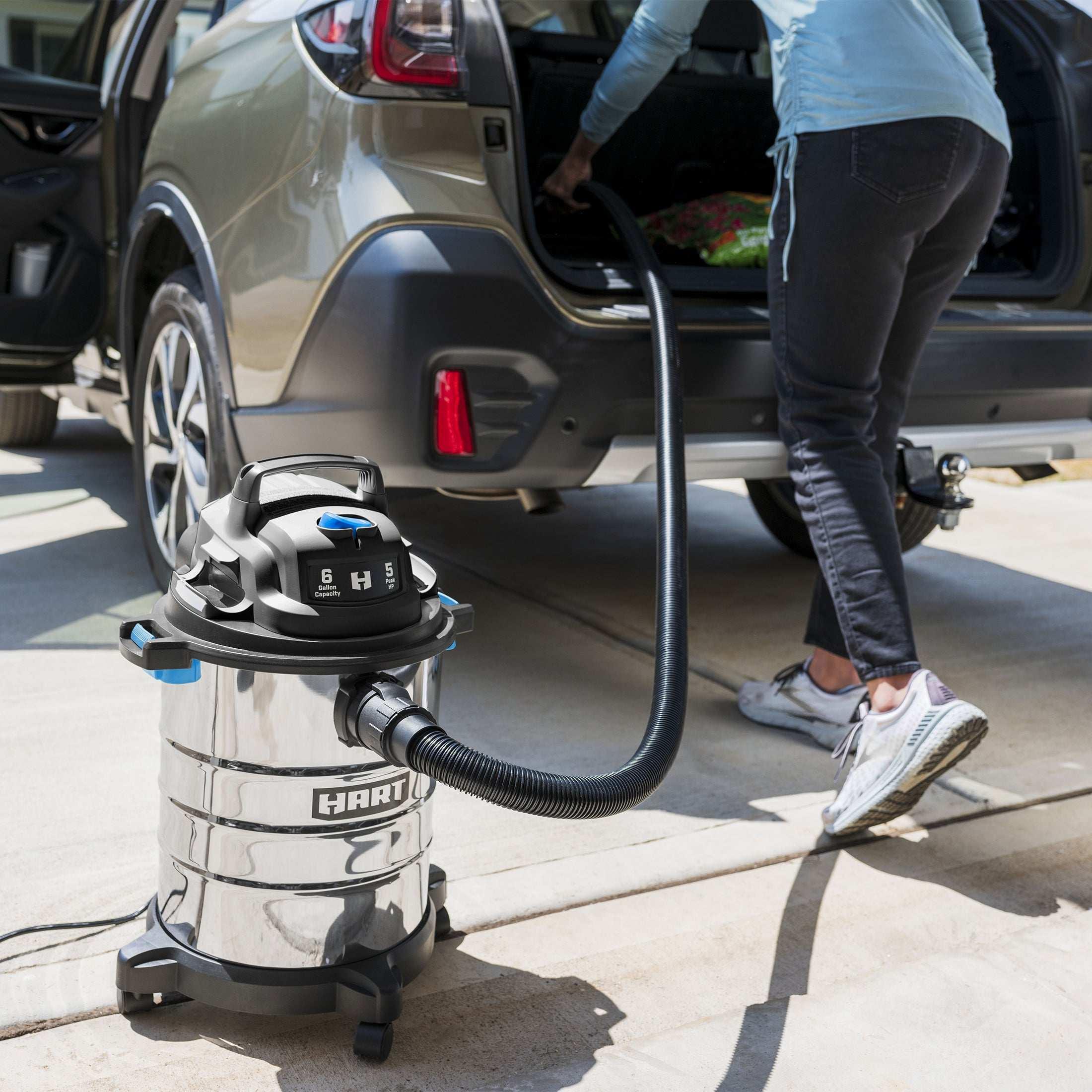 Hart 6 gallon 5 peak HP stainless steel wet/dry vacuum with bonus car cleaning kit, new - USA MEGA SHOP