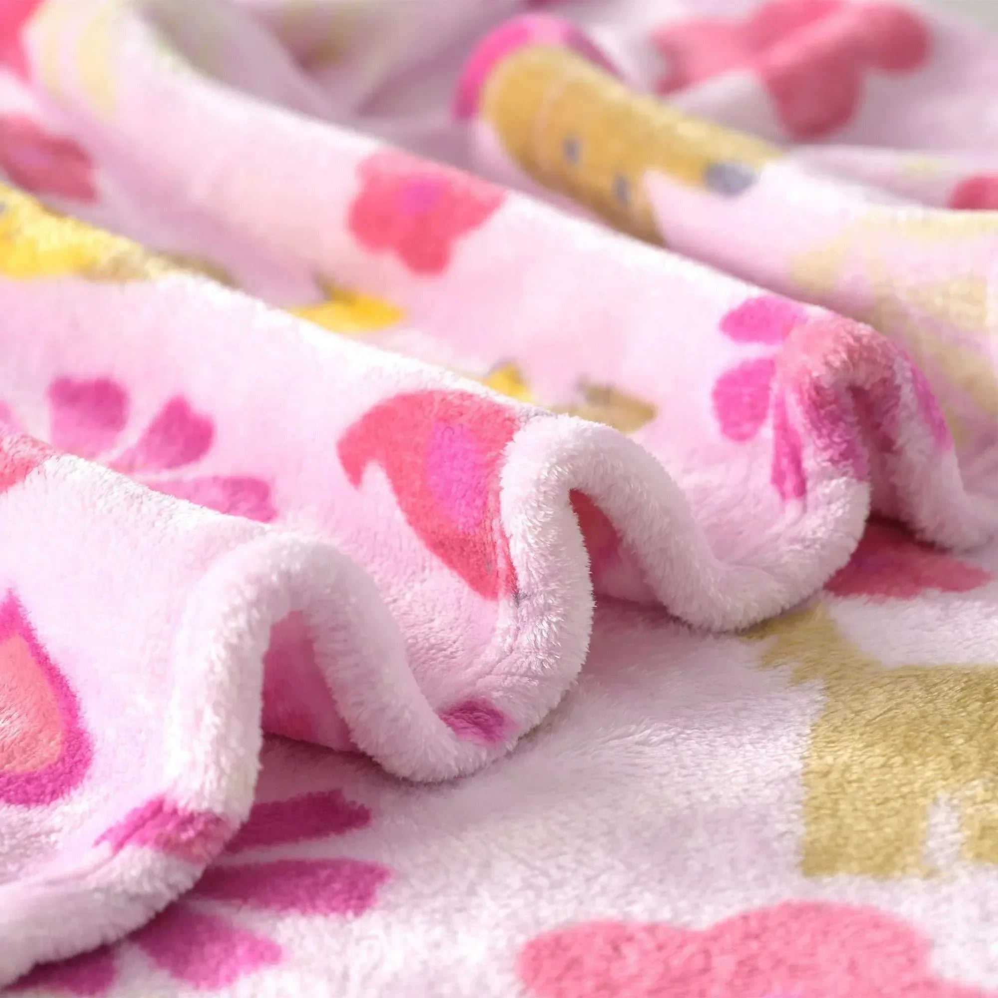 Way to Celebrate Super Soft Cozy Valentines Day Oversize Plush Throw Blankets