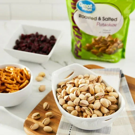 Great Value Roasted & Salted Pistachios, 16 oz Resealable Bag