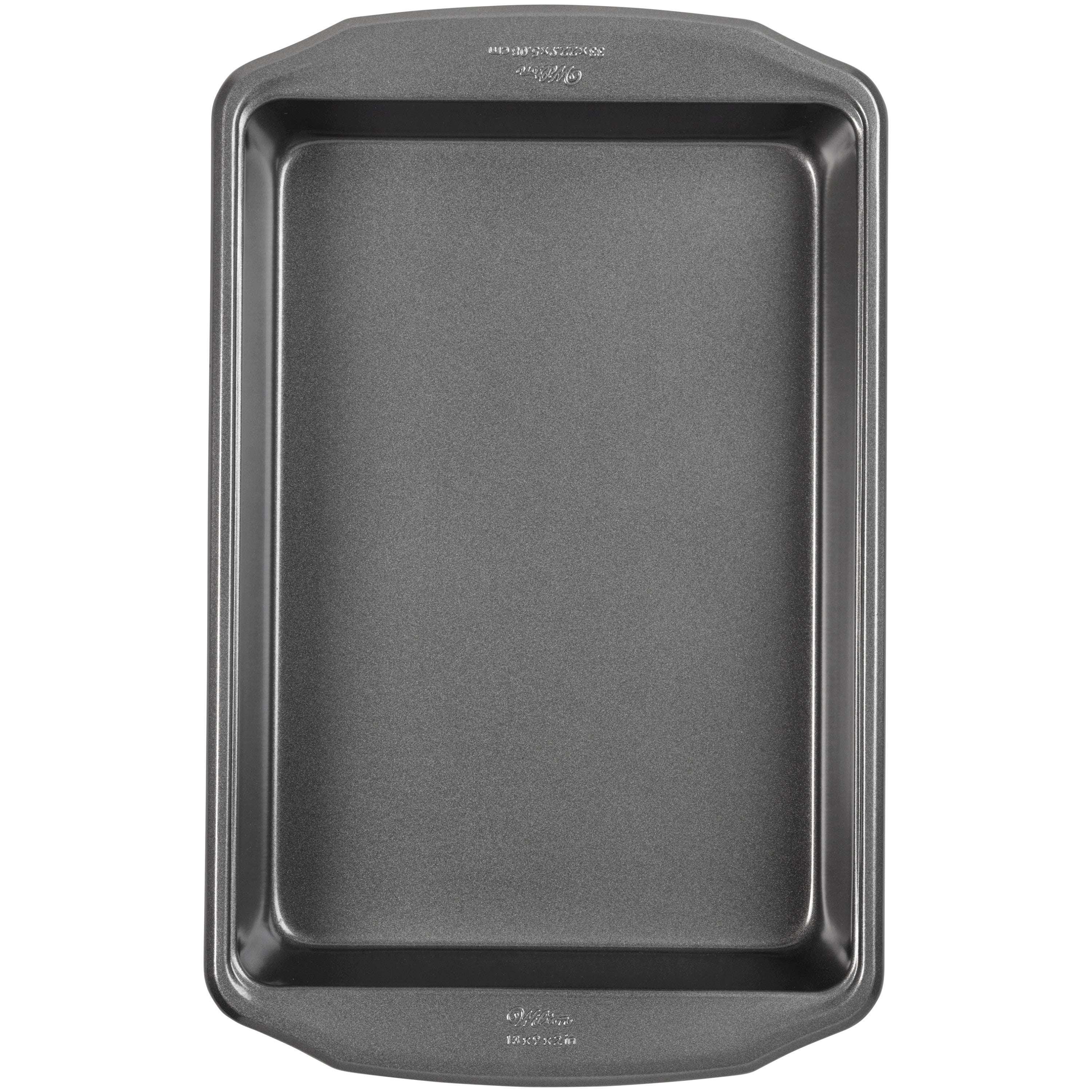 Wilton Premium Non-Stick Oblong Large Brownie Pan 9" x 13" Rectangular Baking Pan, Packaging May Vary
