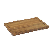 Wood bakeware tray with scalloped edge and ridged surface