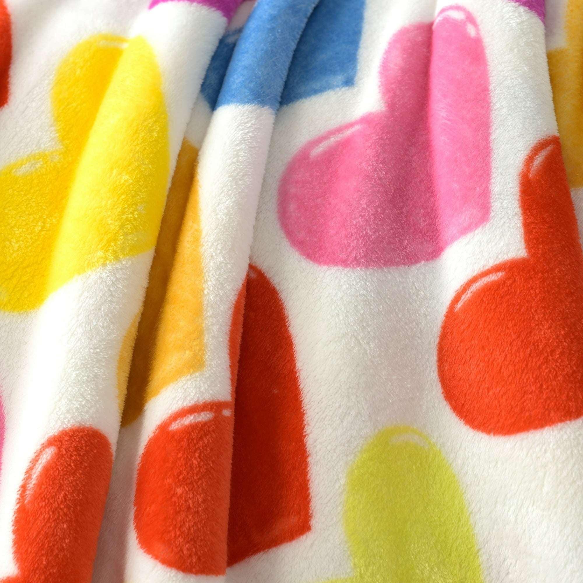 Way to Celebrate Super Soft Cozy Valentines Day Oversize Plush Throw Blankets
